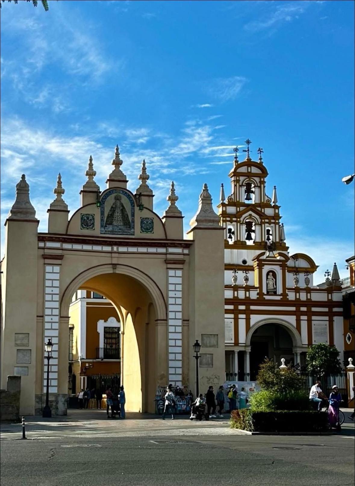 Arco Macarena Apartment Seville Exterior photo